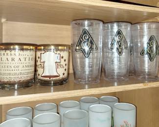 Vintage Bicentennial 22kt Gold Rim Old Fashion Glasses. Tervis cups