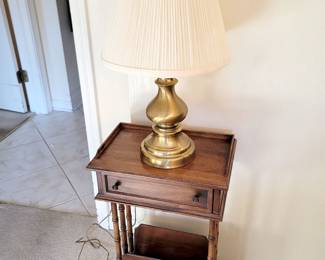 Accent table/magazine rack. Brass lamp