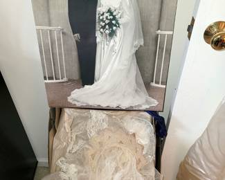 Vintage 1949 Wedding veil and ring holder