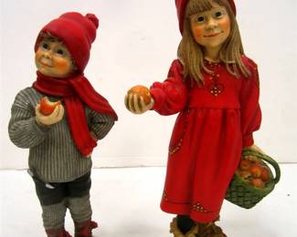 TWO CANDY DESIGN NORWAY FIGURES OF CHILDREN WITH APPLES