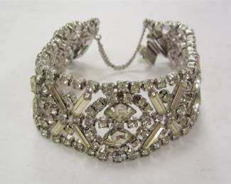 WEISS RHINESTONE BRACELET