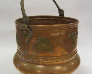 FOOTED COPPER BUCKER