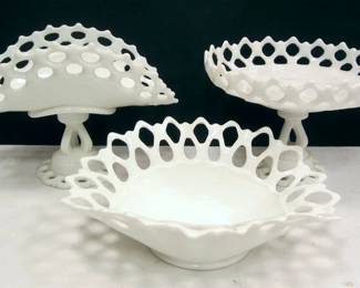 THREE WESTMORELAND DORIC MILK GLASS SERVING COMPOTES/BOWL
