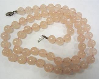 ROSE QUARTZ NECKLACE