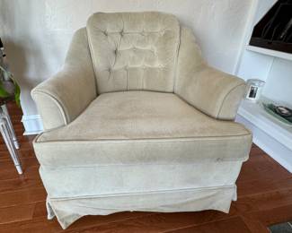 Excellent Opportunity for Customization. Pair of Vintage Tufted Back Swivel Chairs. Ask Us For Resources! Photo 1 of 3.