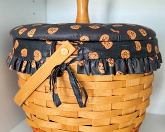 Longaberger Pumpkin Basket With Jack O Lantern Liner & Lid.