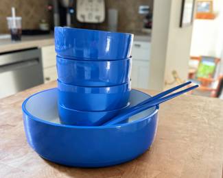 Salad Serving Bowl Set.