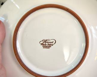 Herend Village Pottery "Ivy" china set - 25+ pieces