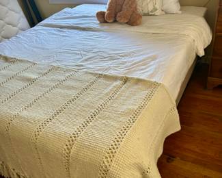 Queen bed with newer 10" gel memory foam mattress