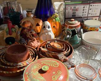 Mexican pottery dishes
