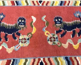 Asian Foo Dog Wool Accent Carpet, Hand Loomed
