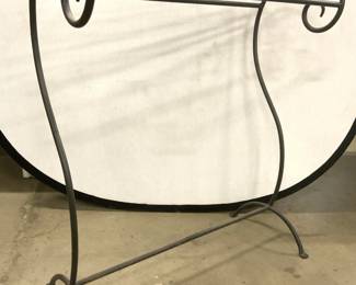 Traditional Style Vintage Iron Quilt Rack
