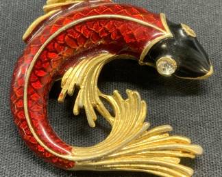 Vtg Gold Tn Enameled Crystal Fish Brooch
