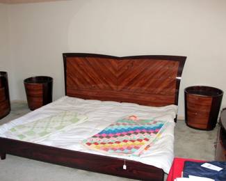King Bedroom Set (King Bed, Box Springs, Dresser with Mirror, Chest of Drawers, Bureau, 2 Night Stands)