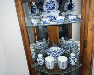 blue and white decor dishes