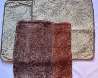 New Large Zippered Pillow Covers
Lot #: 119