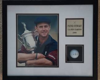 Framed Payne Stewart photo and autographed golf ball with COA