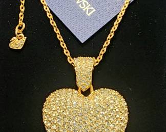 Swarovski puffy heart pendant necklace