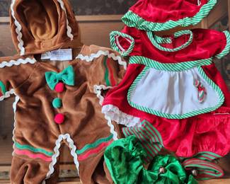 Build-a-bear Christmas outfits