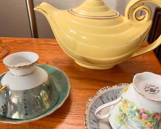 Antique teacups and teapot 