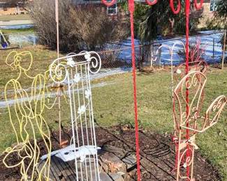 8 Decorative Metal Garden Stakes