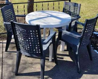 Patio Plastic Table And 4 Chairs