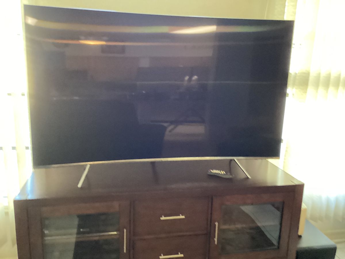 SunCoast Estate Sales in Englewood, FL starts on 2/23/2024