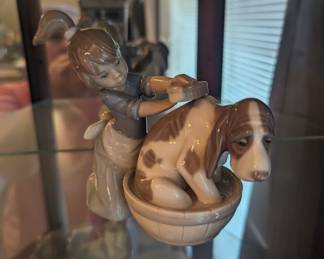 Lladro #5455 Bashful Bather Girl Washing Dog W/Box New Open Box Excellent.