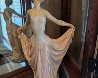 Vintage 1979 LLADRO Porcelain Figurine #5050 Dancer Ballerina, Retired