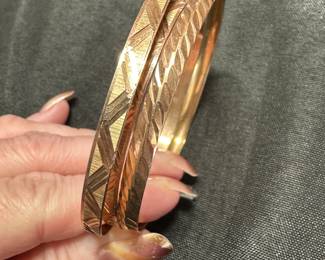 10k Gold Bangle Bracelet