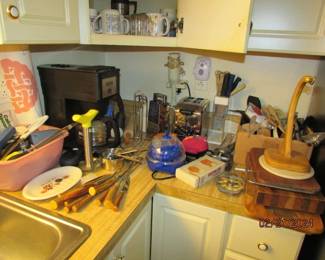 kitchen items, Bunn coffee pot