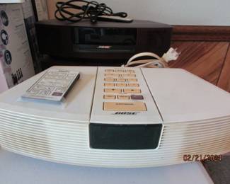 older Bose radio (it works)