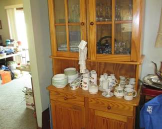 Hutch (may be hand made)
