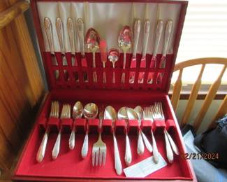 silverplate silverware