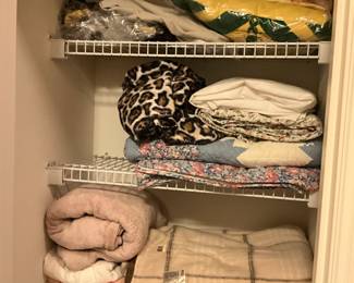 Blankets, linens, sheet sets