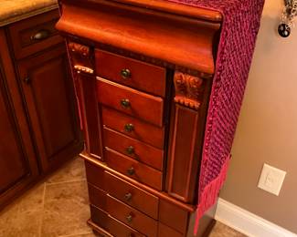 Wonderful jewelry cabinet
