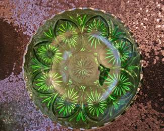 Indiana Glass Co. Emerald Green Pressed Glass Scalloped edge Serving Bowl