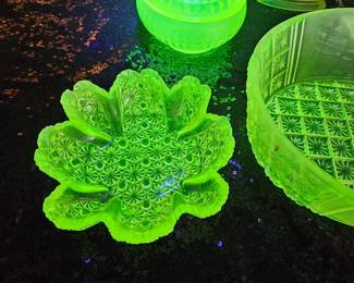 McKee Russian Cut Diamond Vaseline Glass