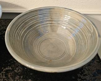 Handmade Pottery Bowl Pauleon