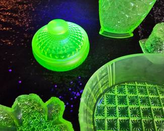 Uranium trinket bowl