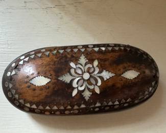 arge Oval Wooden Snuff Box with Metal and Mother of Pearl Inlay. Circa 1835. Photo 2 of 2.