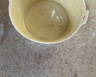 Vintage Belleek Shamrock Small "Tub" Shape Bowl. Photo 2 of 3.