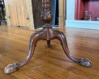 Vintage Mahogany Pedestal Pie Crust Table with Claw Feet. Measures 28" D x 29" H. IDEAL For A Custom Paint Job. Ask Us For Resources! Photo 3 of 4.