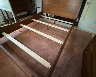 Queen Size Sleigh Bed. Photo 1 of 2.