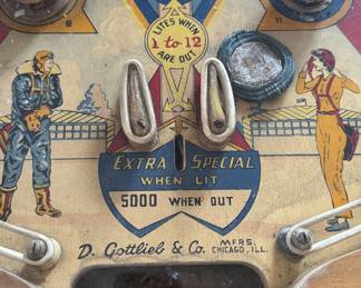 D. Gottlieb & Co. Keen For Flying Wood Pin Ball Machine. Needs Some TLC. Photo 3 of 4.