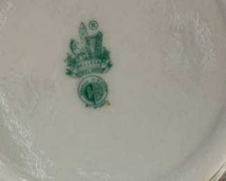 Vintage Belleek Shamrock Small "Tub" Shape Bowl. Photo 3 of 3.