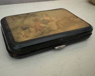 Flat Egg Shell Style Snuff Box. Circa 1885. Photo 2 of 3.