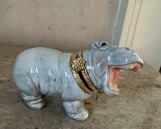 Hippopotamus Pill Box.