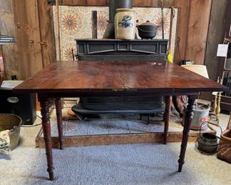 Antique Sheraton Flip Top Game Table. Measures 41" x 41" as Shown. Measures 20.5" D x 41" W Closed. Photo 1 of 2.