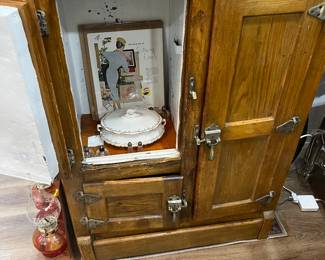 White Mountain Porcelain Ice Box.  Antique. Super awesome.